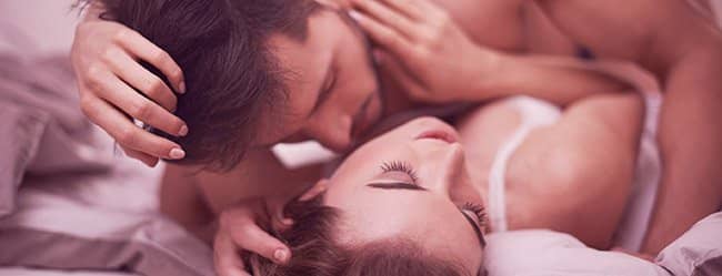 Sexuelle Vorlieben: Mann und Frau gemeinsam im Bett